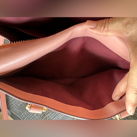 Limited Edition Selena Gomez x Coach purse - Picture 6 of 16